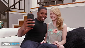 Petite Blonde (hannah Hayes) Betrays Her Boyfriend For (isiah Maxwells) Massive Cock – Reality Kings