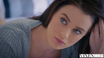 Lana Rhoades Seduces Her Boss In Steamy Office Encounter