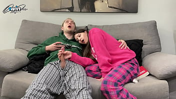 1winporn Handjob Cum Compilation – Stepsister Teases Stepbrother’s Big Cock Until Explosive Finish
