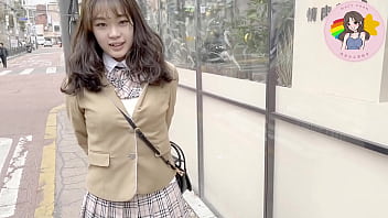 香港av女優macy Chan挑戰情慾自主 廣東話av《冬日戀曲》韓風校服誘惑