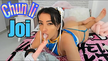 Sensational Chun Li Cosplay Delivers Steamy Joi With Twerking And Mouth-cum Climax