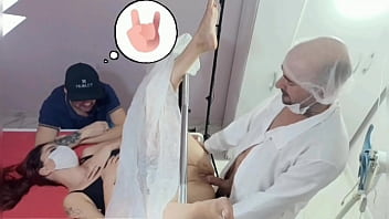Marido Descobre Segredo Chocante No Consultório Da Esposa!