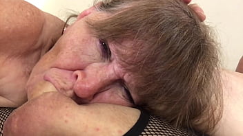 Mature Seductress Excels In Passionate Oral Pleasures