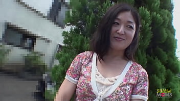 Passionate Encounter Between A Young Man And An Eager Asian Mature Woman