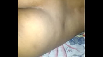 देसी भाभी की आकर्षक छवि