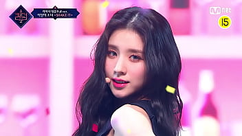 Loona Dominates Queendom 2 With “shake It”