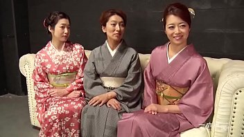 熟女たちの乱れ咲く夜