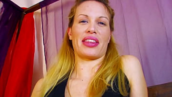 Voluptuous Blonde Milf With Curves To Die For