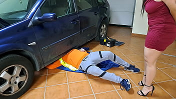 Naughty Housewife Gets A Steamy Creampie From The Hunky Mechanic