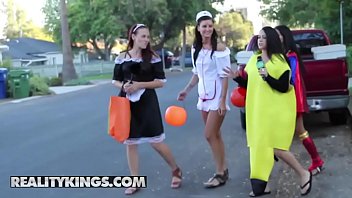 Cash And Desire – Savannah Rose And Jmac Heat Things Up In On The Hunt – Reality Kings
