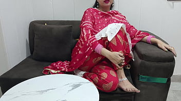 Naughty School Girl And Her Tutor’s Steamy Hindi Sex Tape – Sizzling Desi Action!