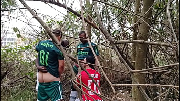Peludos Selvagens Transando Com Tesão, Uma Cena Gay Ardente De Machos Bem Dotados Fodendo Gostoso No Meio Da Natureza