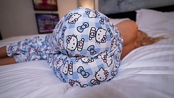 Stepmom’s Morning Surprise: Her Stepson’s Hard Cock Helps Her Cum Fast And Easy.