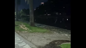 Turra Me Chupa La Polla Bajo El Sol