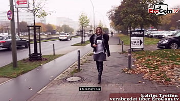 Deutsche Türkin Lässt Sich Auf Der Straße Zu Einem Heißen öffentlichen Sextreffen überreden