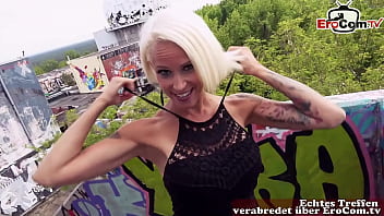 Schlanke Deutsche Blonde Milf Wird Online Abgeschleppt Für Outdoor-spaß
