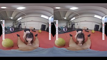 Gianna Gem’s Gym Session Gets Steamy As She Gives You The Workout Of Your Life