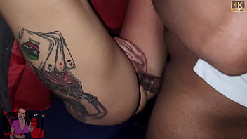 Amarrada Na Cabine Tcheca, Me Entreguei Ao Primeiro Homem Que Apareceu